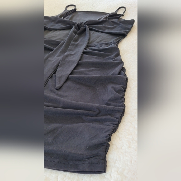 Black Sleeveless Backless Ruched Bodycon Mini Dress - Picture 4 of 13